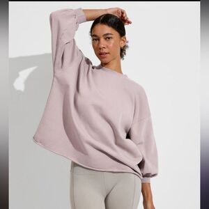 Left on Friday Sports & Rec Sweatshirt Oversized in Daydream Lilac One Size